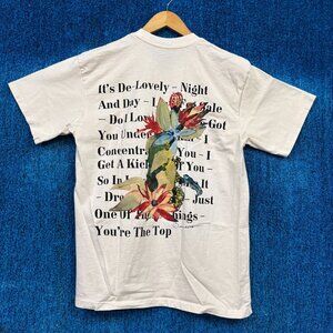 Lady Gaga & Toney Bennet  Love For Sale Beige T-Shirt Size Medium